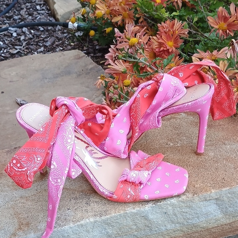 Gianni Bini Dannijo Pink Bandana Festival Wrap Heels Leather Sole Size 9 NWOB - Picture 4 of 12